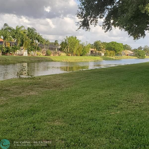 Foto del edificio - 5210 SW 121st Ave