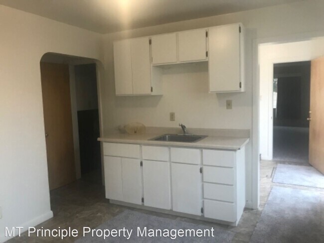 Building Photo - 2 br, 1 bath House - 803 1/2 E 4Th St