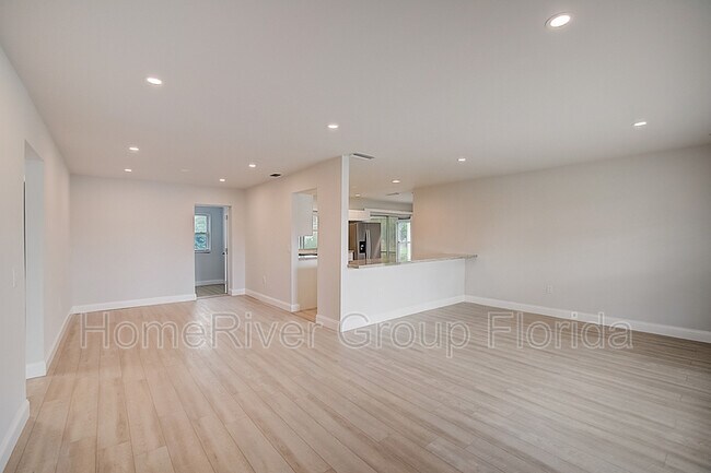 Building Photo - 9565 NW 26th St