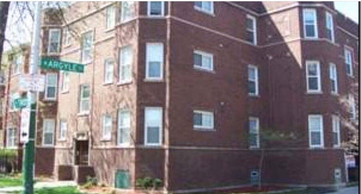 Primary Photo - 3141 W Argyle St