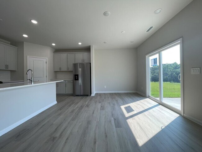 Foto del edificio - 2234 Cherry Creek Rd