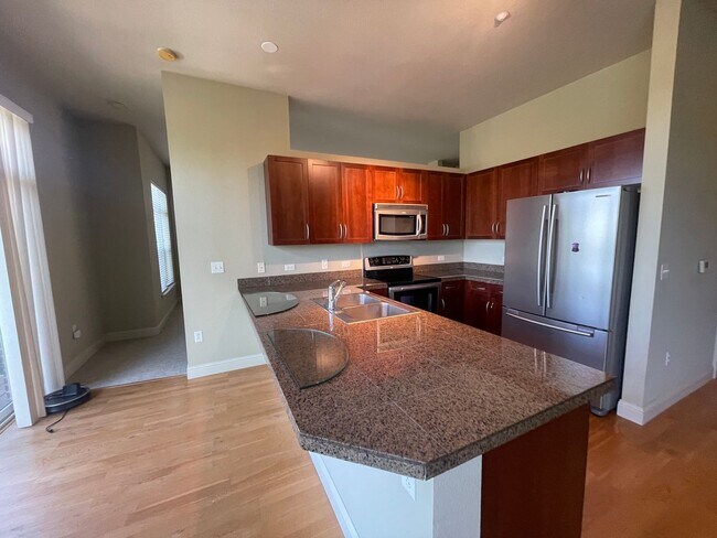 Foto del edificio - Stylish & Spacious 2-Bedroom Tech Center R...