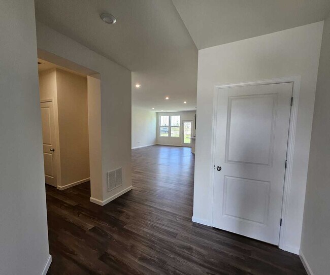 Foto del edificio - 12802 South Nicholas Dr