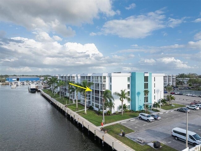 Foto del edificio - 4900 38th Way S