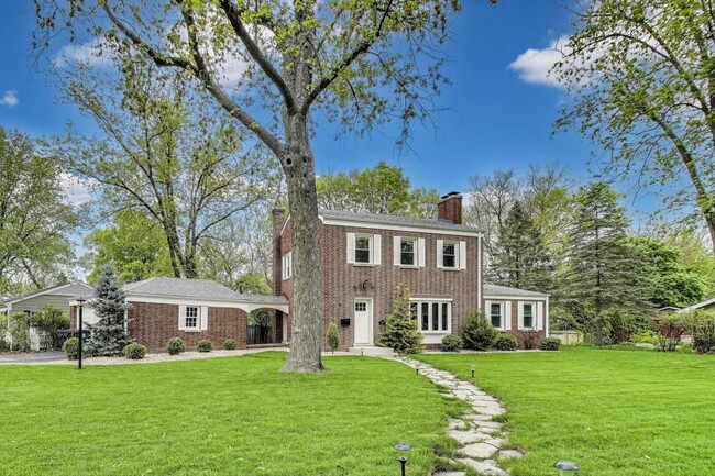 Building Photo - 2515 Gordon Dr