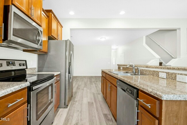 Foto del edificio - 94 E Grove Point Dr