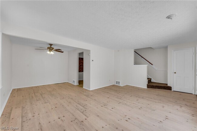 Foto del edificio - 19518 Shakerwood Rd