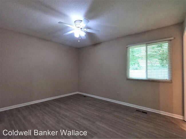 Building Photo - 3 br, 2.5 bath House - 6101 Janmer Lane