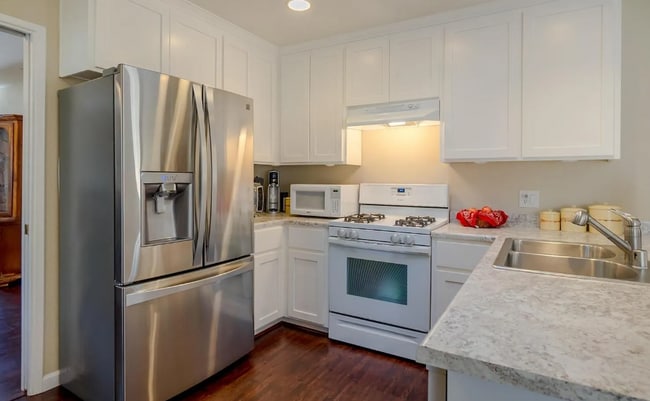 Building Photo - 5614 Tarwood Way