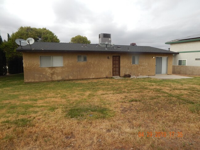 Foto del edificio - 3 bedroom/ 2 bath Home On Green Tree Golf ...