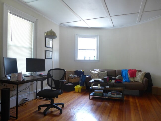 Building Photo - 255 Derby St