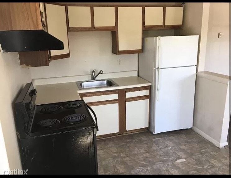 Foto del edificio - 2 br, 1 bath Duplex - 1004 Little Bay Ave