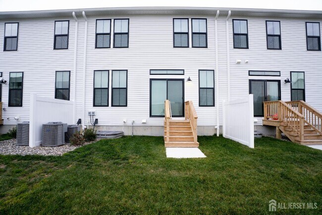 Foto del edificio - 85 Mustang Dr