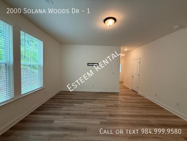 Foto del edificio - 2000 Solana Wds Dr