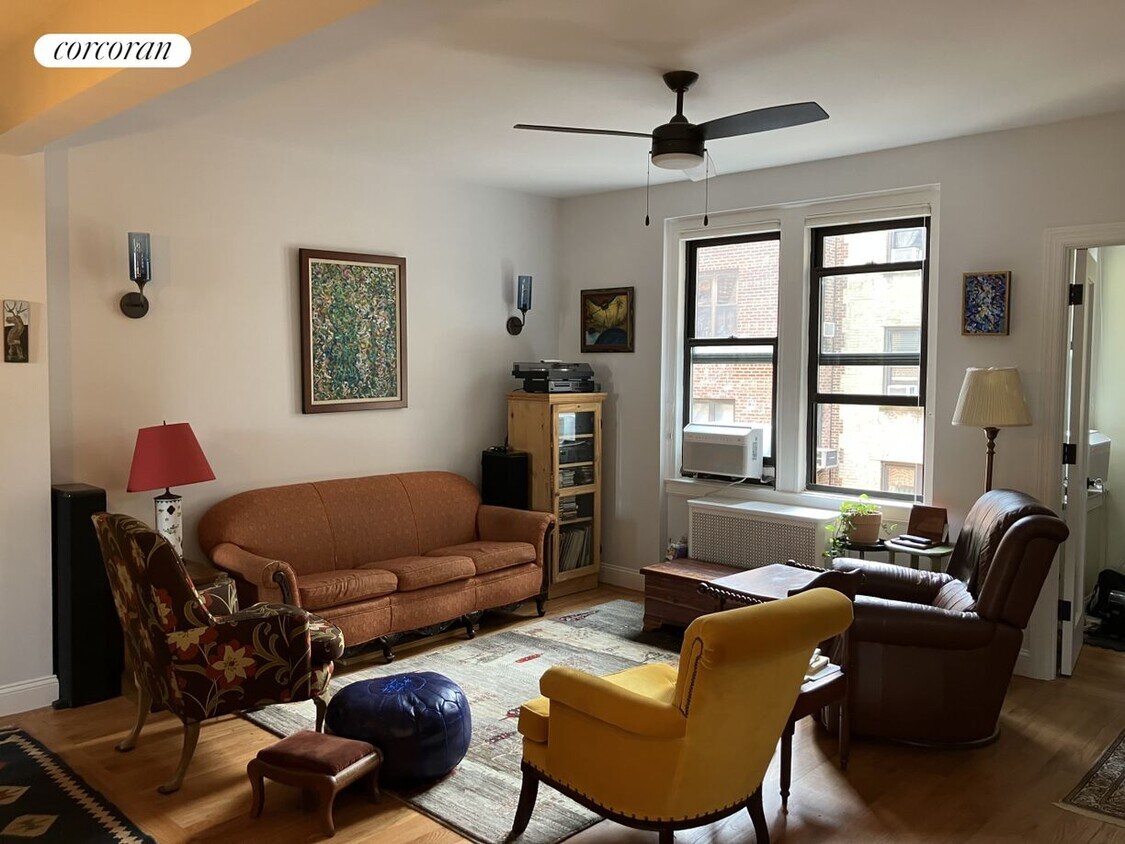 Primary Photo - 225 Lincoln Pl