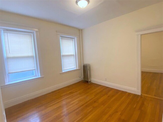 Foto del edificio - 74 Kirkland St
