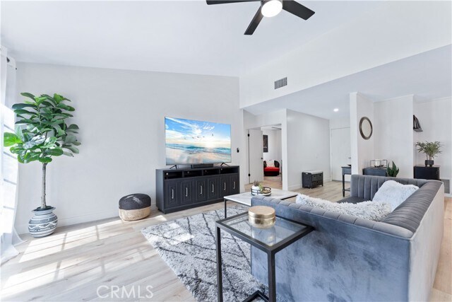 Foto del edificio - 27736 Ruisenor