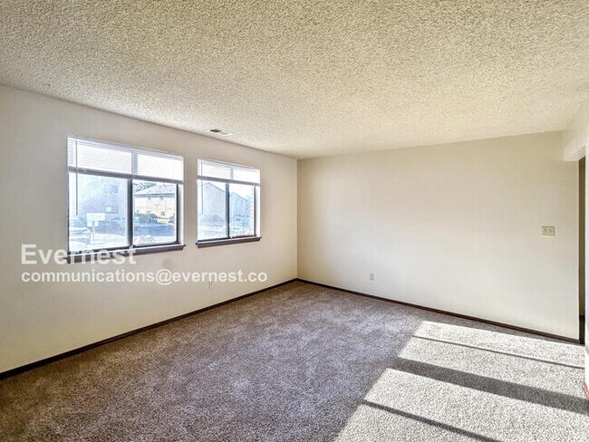 Foto del edificio - 2617 E Uintah St