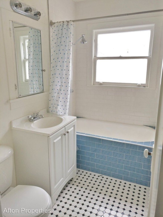 Building Photo - 637 Maltman Ave