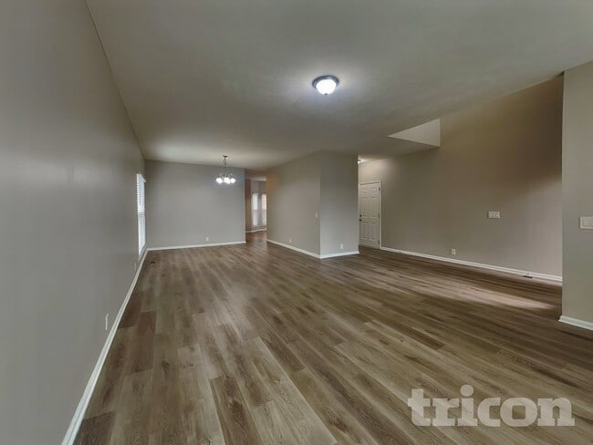 Foto del edificio - 1609 Crosswind Pl