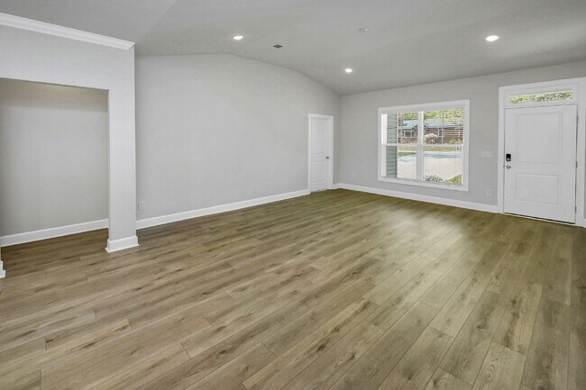 Foto del edificio - Brand-New 4BR Home in Prime Columbia Location!