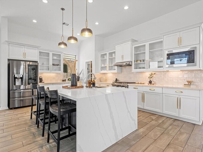 Foto del edificio - 23926 Sweet Laurel Ln