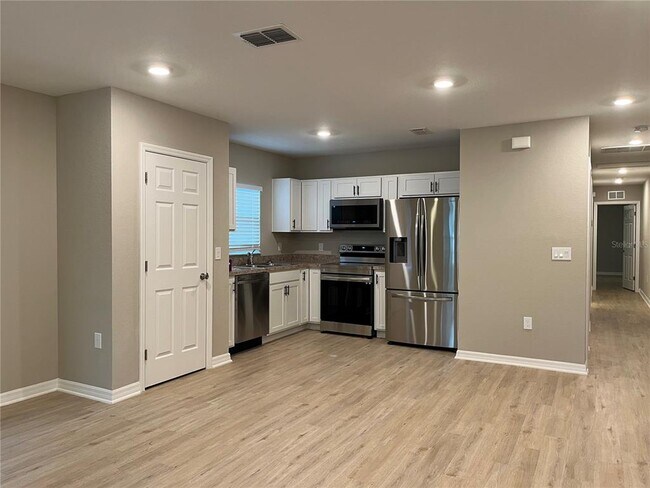 Foto del edificio - 1147 Jewel Ave