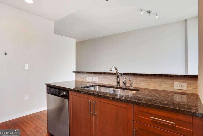 Building Photo - 855 Peachtree St NE
