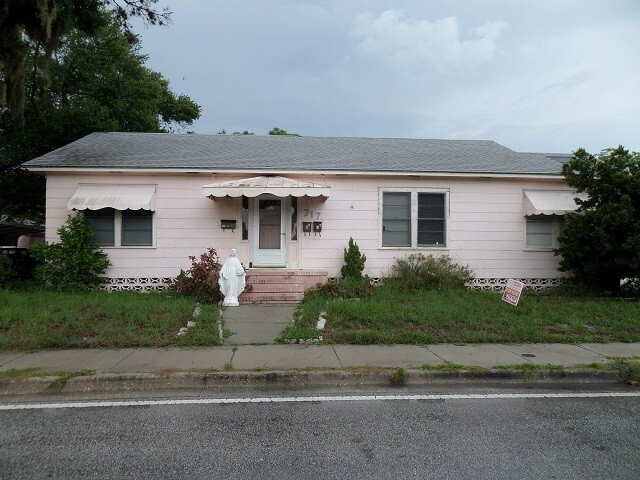 Foto principal - 317 N Highland Ave