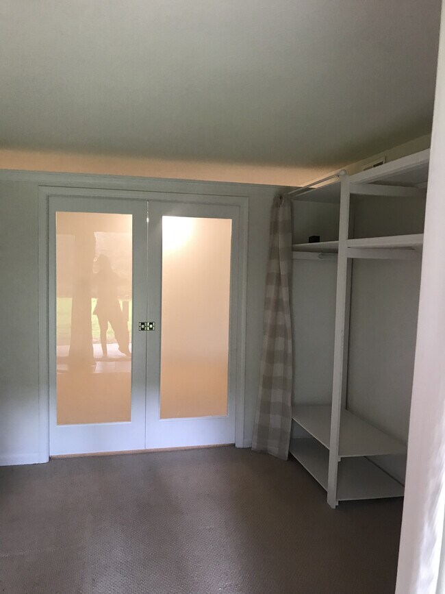 Segundo dormitorio - 250 Little St