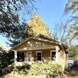 Building Photo - 411 S Hayford Ave