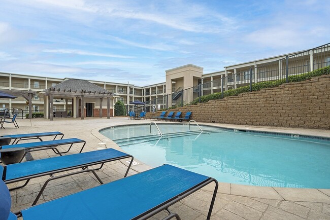 Building Photo - The Heights Apartments