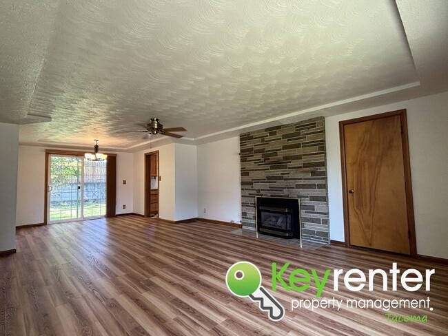 Building Photo - Charming Clinker Brick Rambler in the Hear...