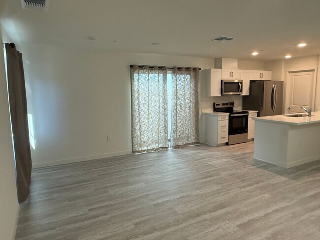 Foto del edificio - New Home in Gates Community