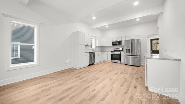 Foto del edificio - 55 Reed St NE