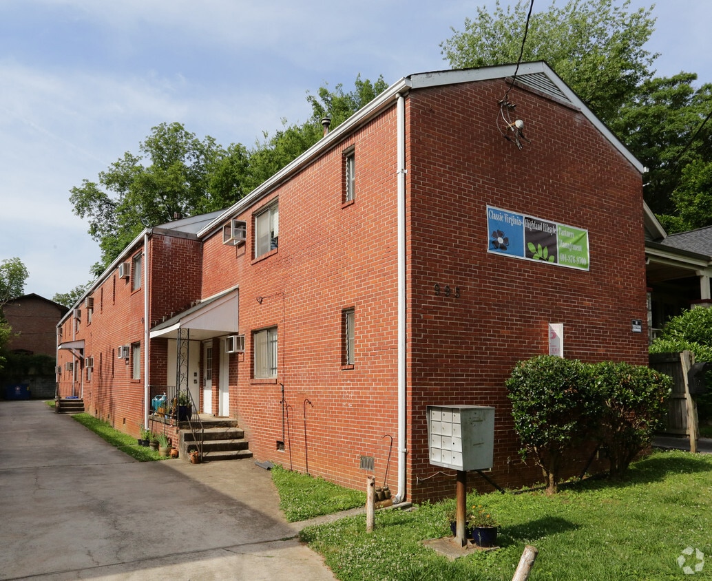 Primary Photo - 995 Greenwood Ave
