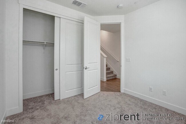 Building Photo - 4 br, 4 bath Townhome - 16 Seda Lane, Morg...