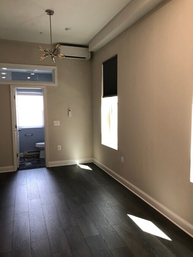 Foto del edificio - 4051 Powelton Ave