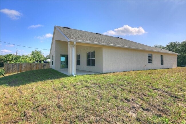 Foto del edificio - 8415 99th Ct