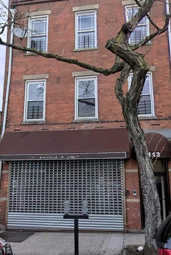 Primary Photo - 113 S 4th Ave