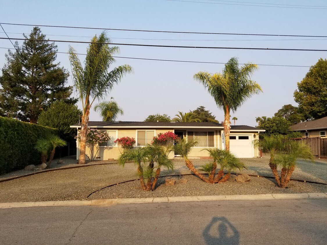 Primary Photo - 14874 Acton Dr