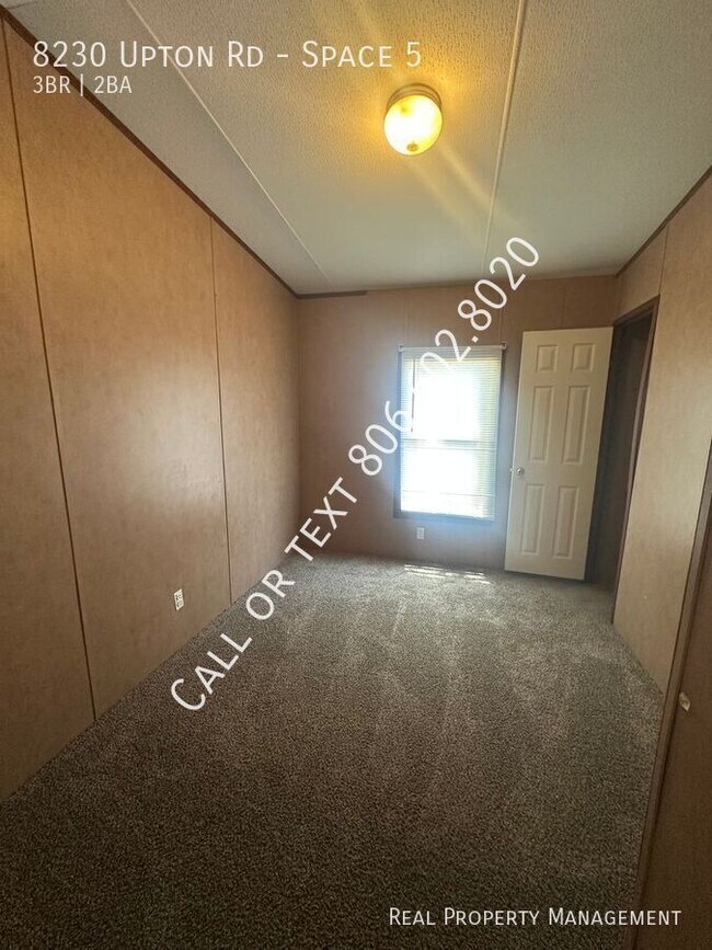 Foto del edificio - 8230 Upton Rd