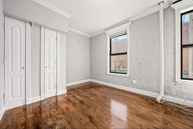 Foto del edificio - 336 East 18th Street