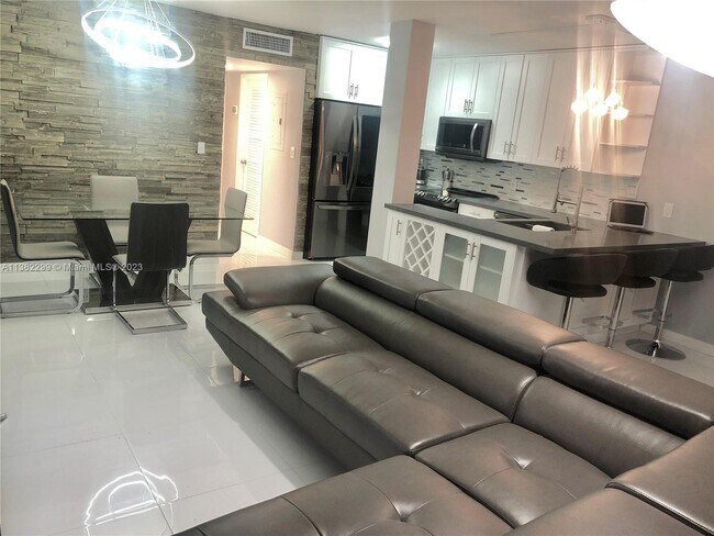 Foto del edificio - 1100 Alton Rd