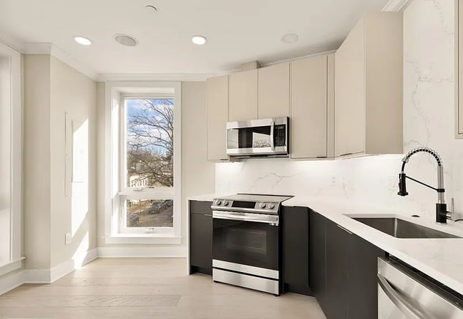 Photo - 2305 Nicholson St SE Townhome