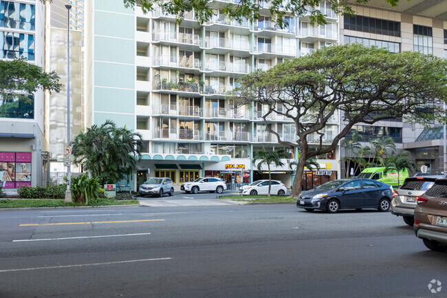 Building Photo - Ala Moana Tower