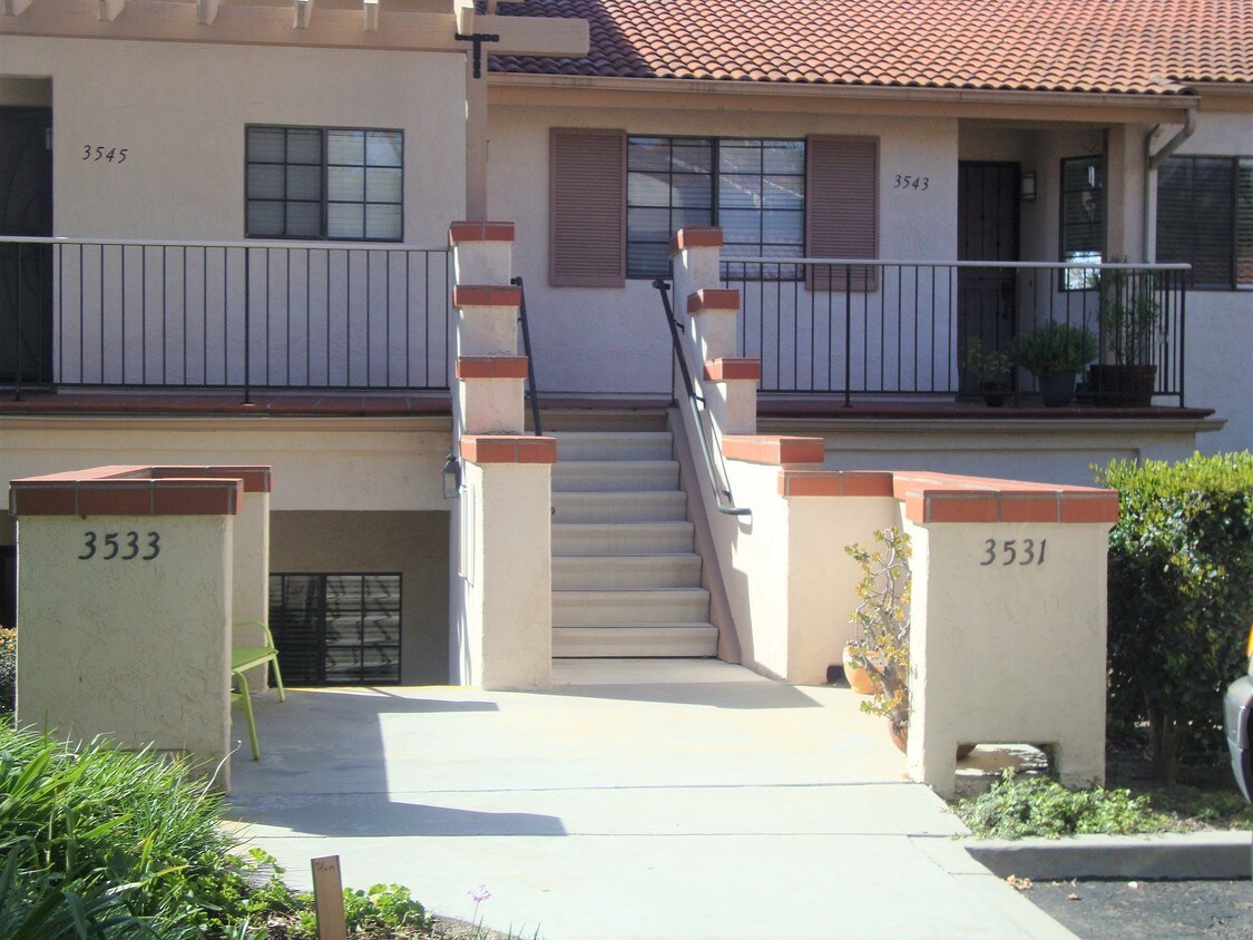 3531 Brookfield Way, Carlsbad, CA 92010 Townhome Rentals in Carlsbad