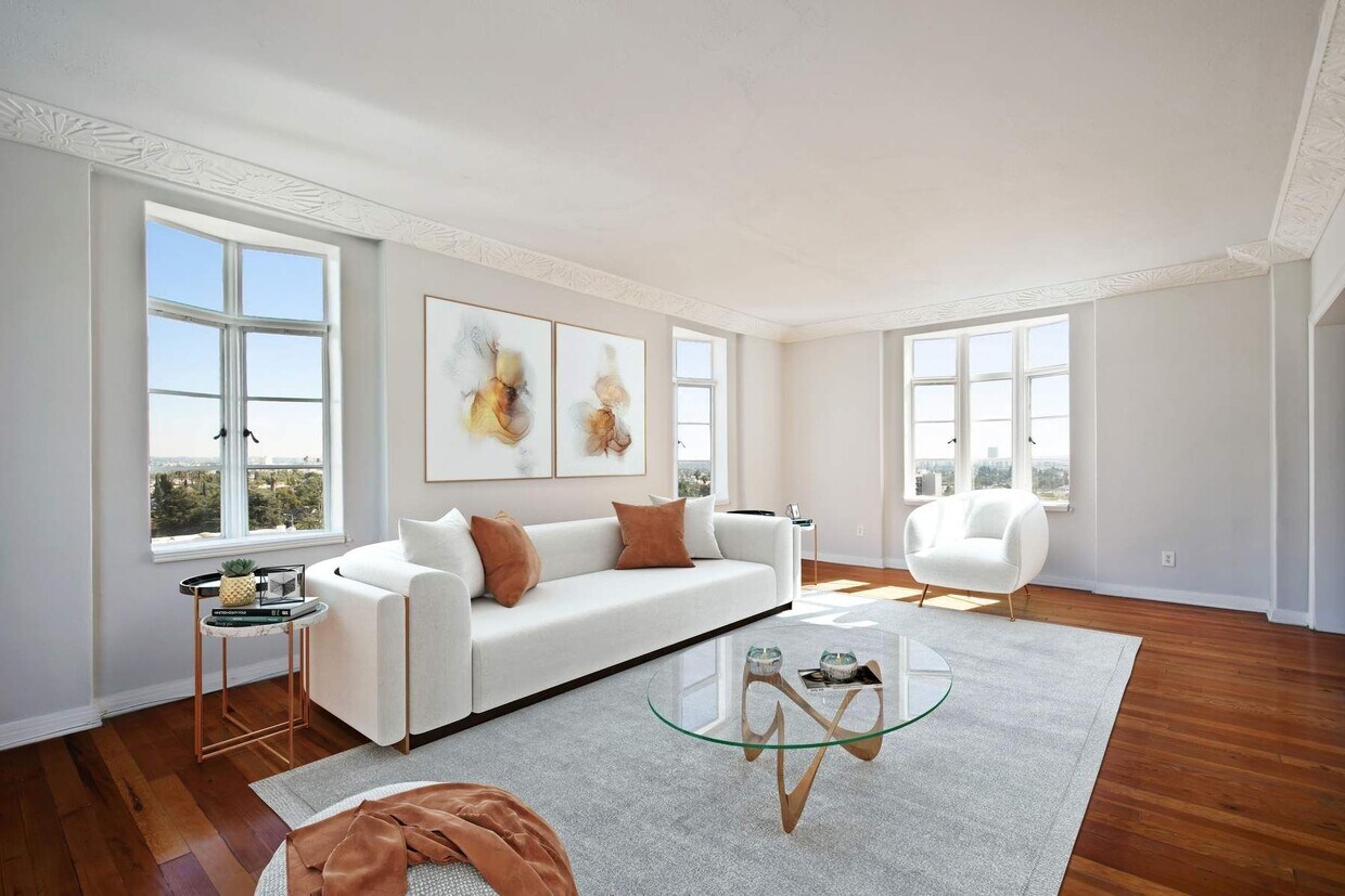 Foto principal - 1314 Hayworth Ave