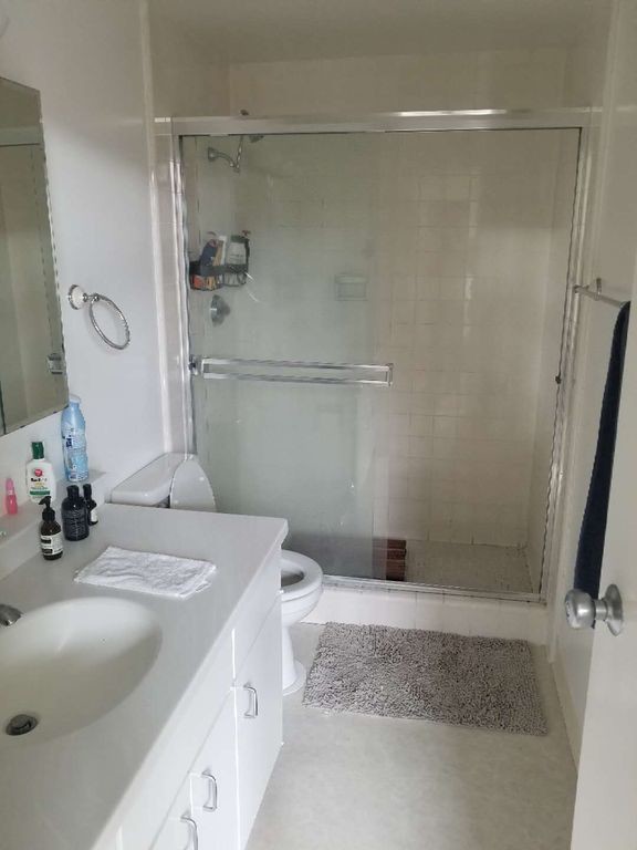 Foto del edificio - 47 Ironship Plz