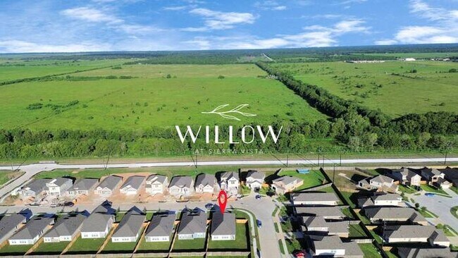 Foto del edificio - Spacious 4-Bedroom Home in a GREAT Community!